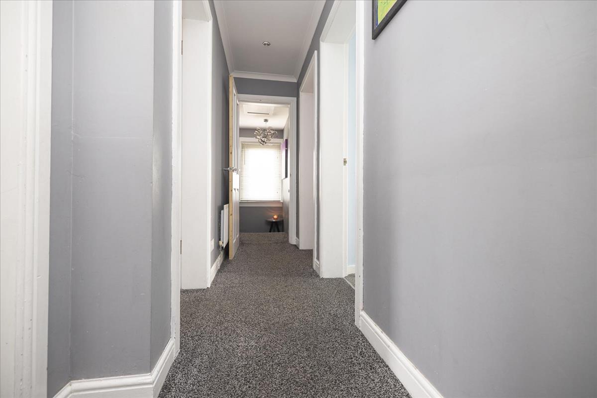 3 bedroom flat for sale in 114 Birkenside , Gorebridge, EH23 Avenue Road Estate & Letting Agents