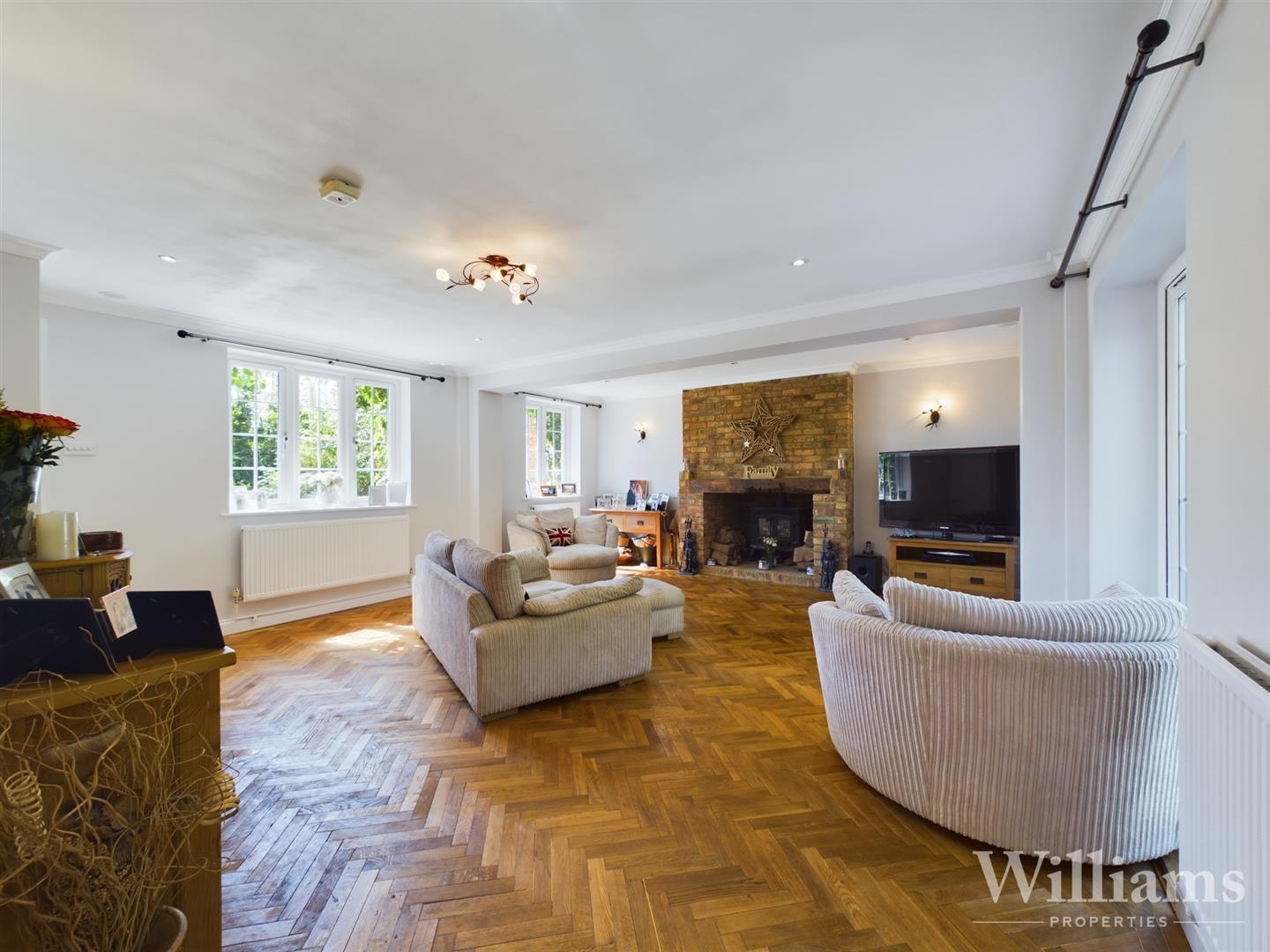 Property Image241897b0-c376-4c59-a5e6-d36815c89ba1