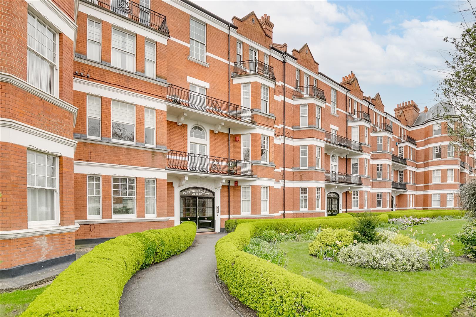 Property Image2515219c-5ac7-4742-9c62-9d7cd78ff92d
