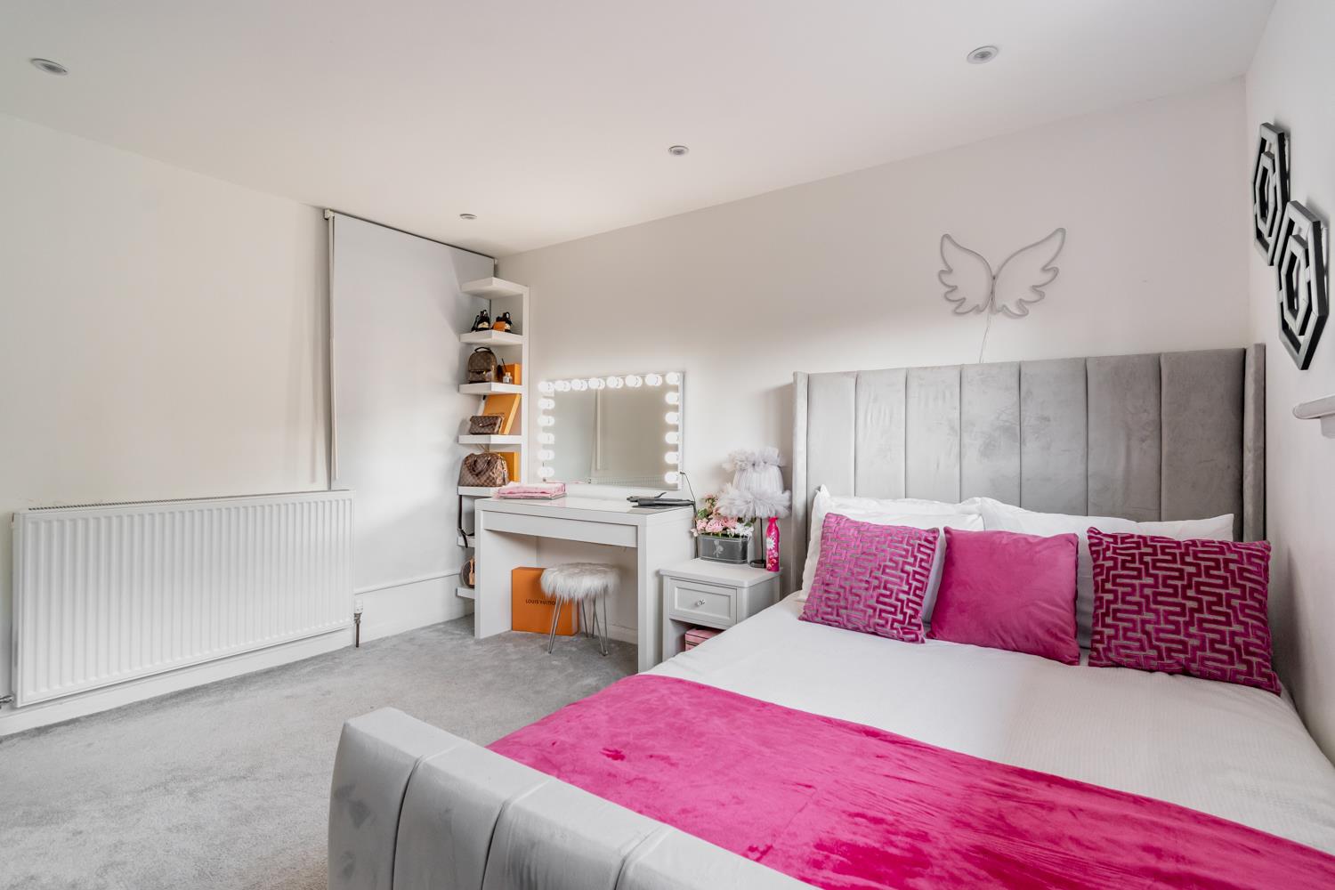 2 bedroom end of terrace house for sale in 38 Mayshade Road, Loanhead