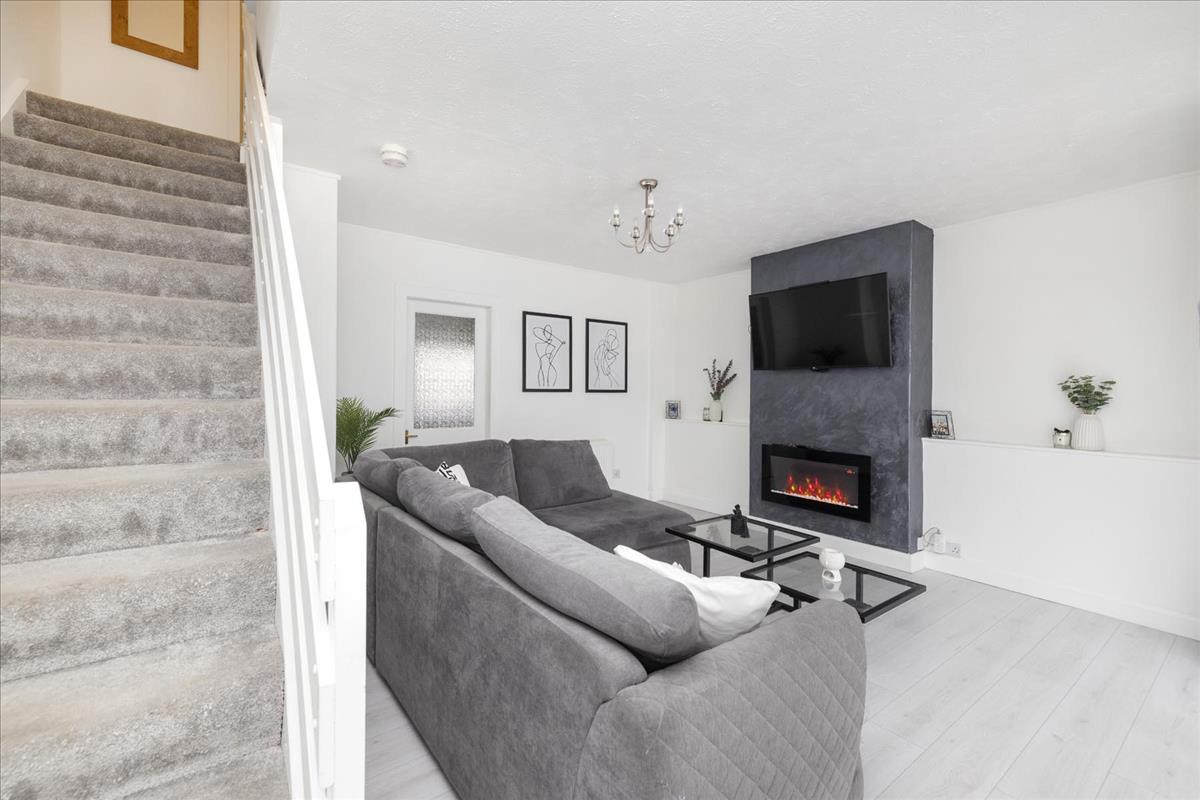 2 bedroom terraced house for sale in 75 Charles Street, Penicuik, EH26 Avenue Road Estate