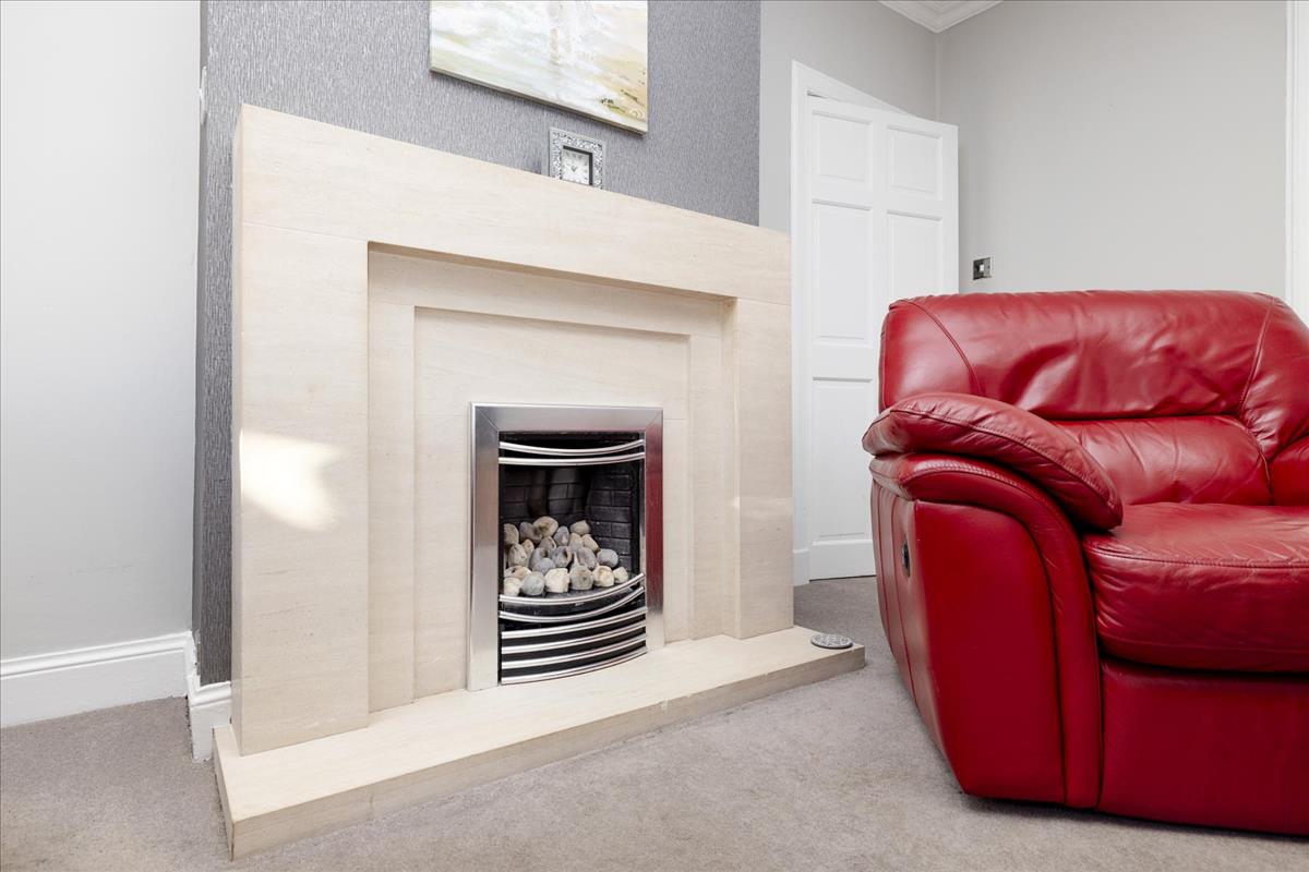 2 bedroom flat for sale in 43 Parkhead Avenue, Edinburgh, EH11 Avenue