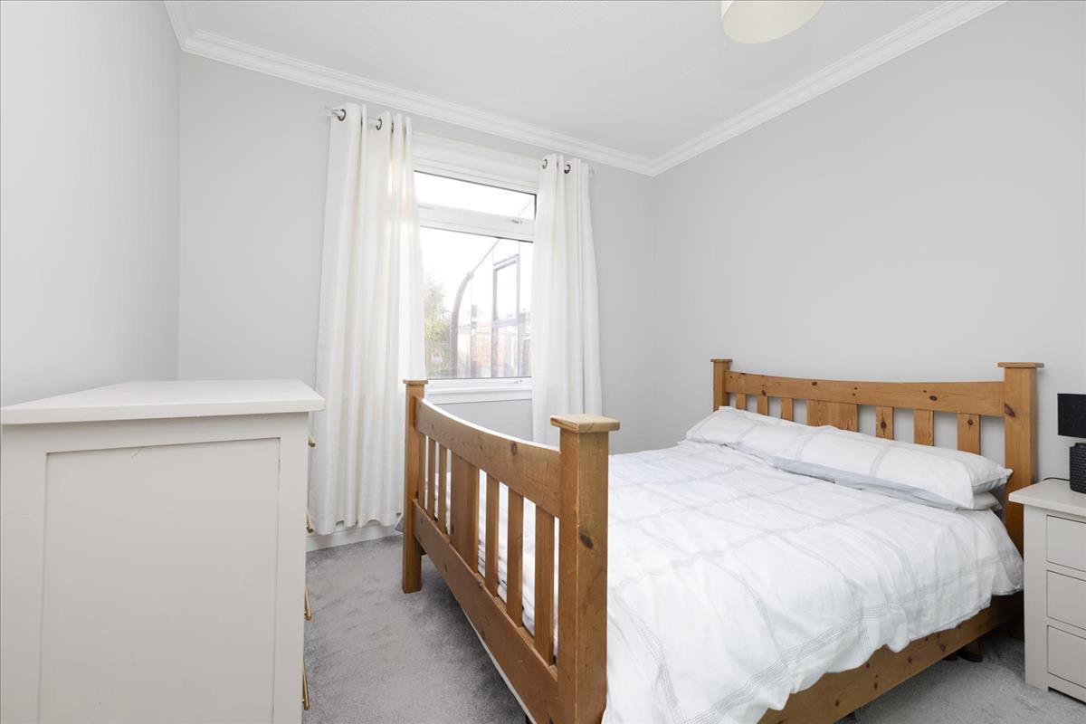 2 bedroom flat for sale in 43 Parkhead Avenue, Edinburgh, EH11 Avenue