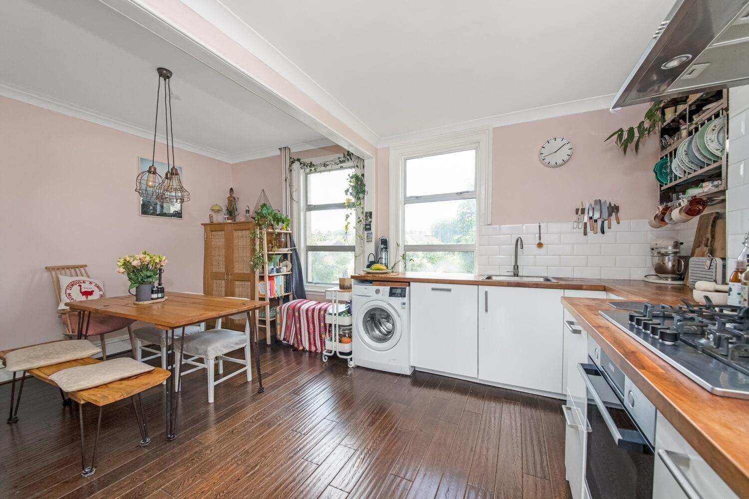 Property Image2f83f015-bafe-404e-b7e2-0978abede47a