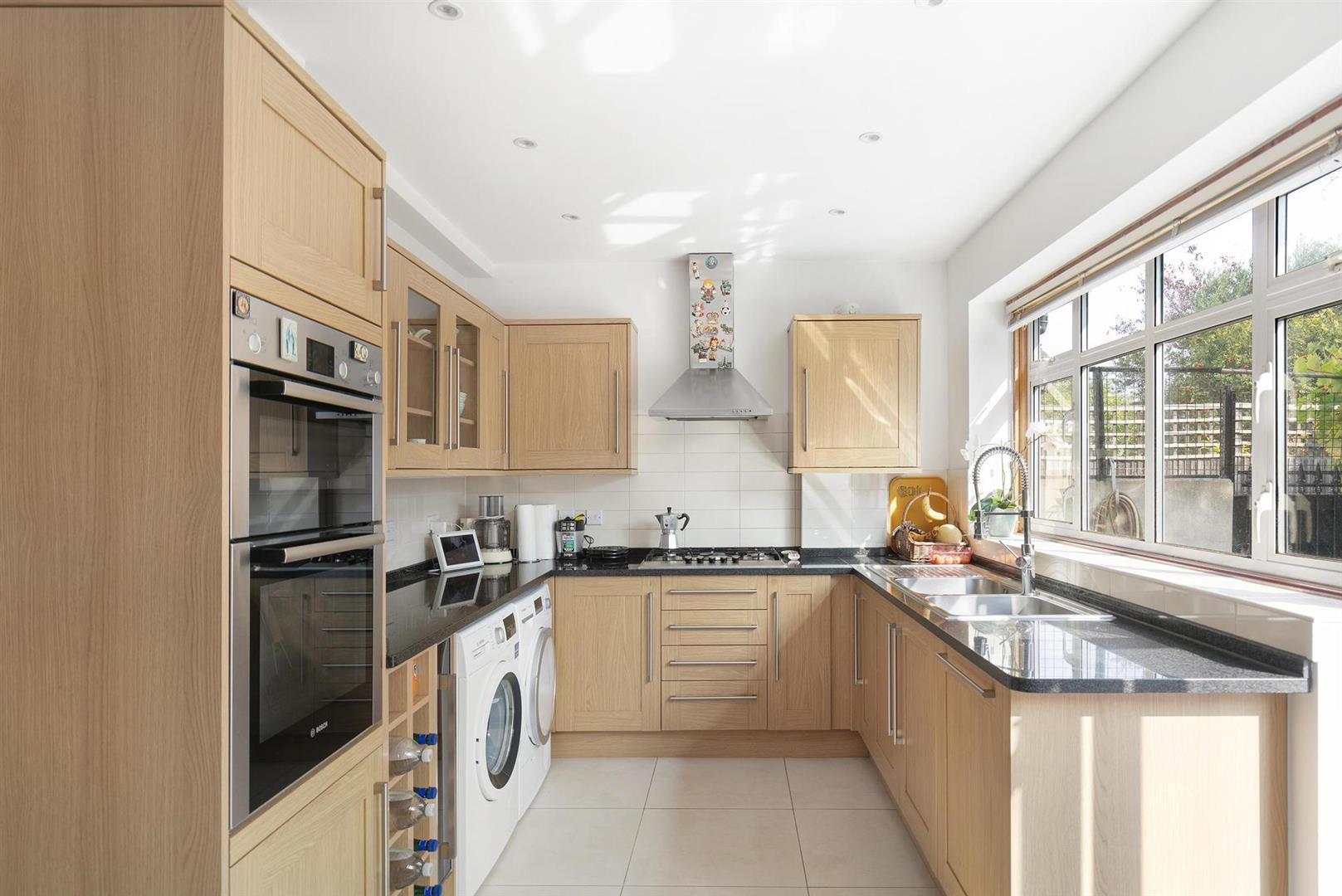Property Image30140588-37c7-429f-9158-839891b9086e