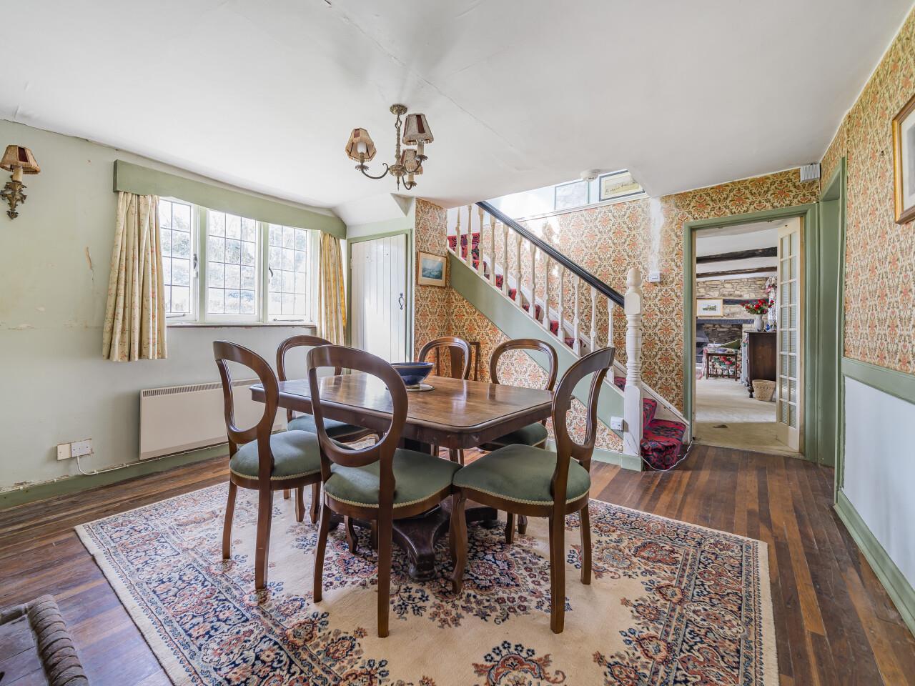 3 bedroom cottage for sale in Bratton Seymour, Wincanton, BA9 Symonds