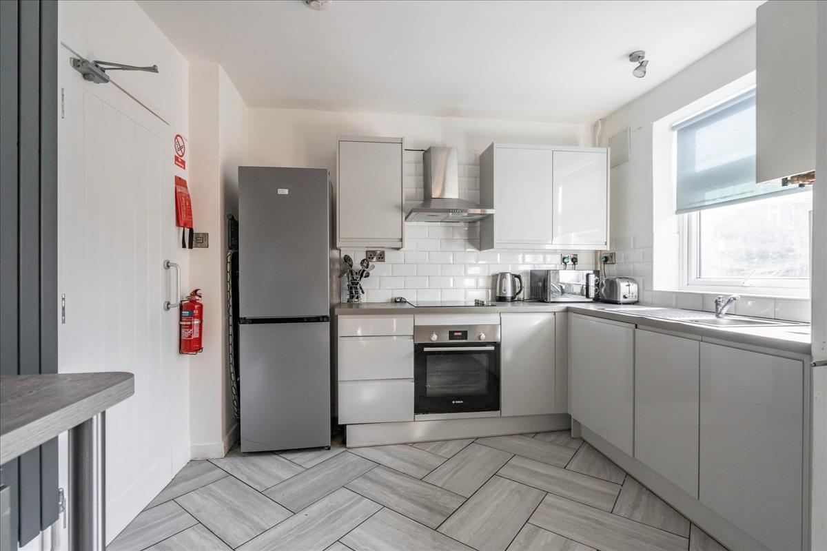 Property Image32792e29-56f5-4779-b183-74fb970dd9c3