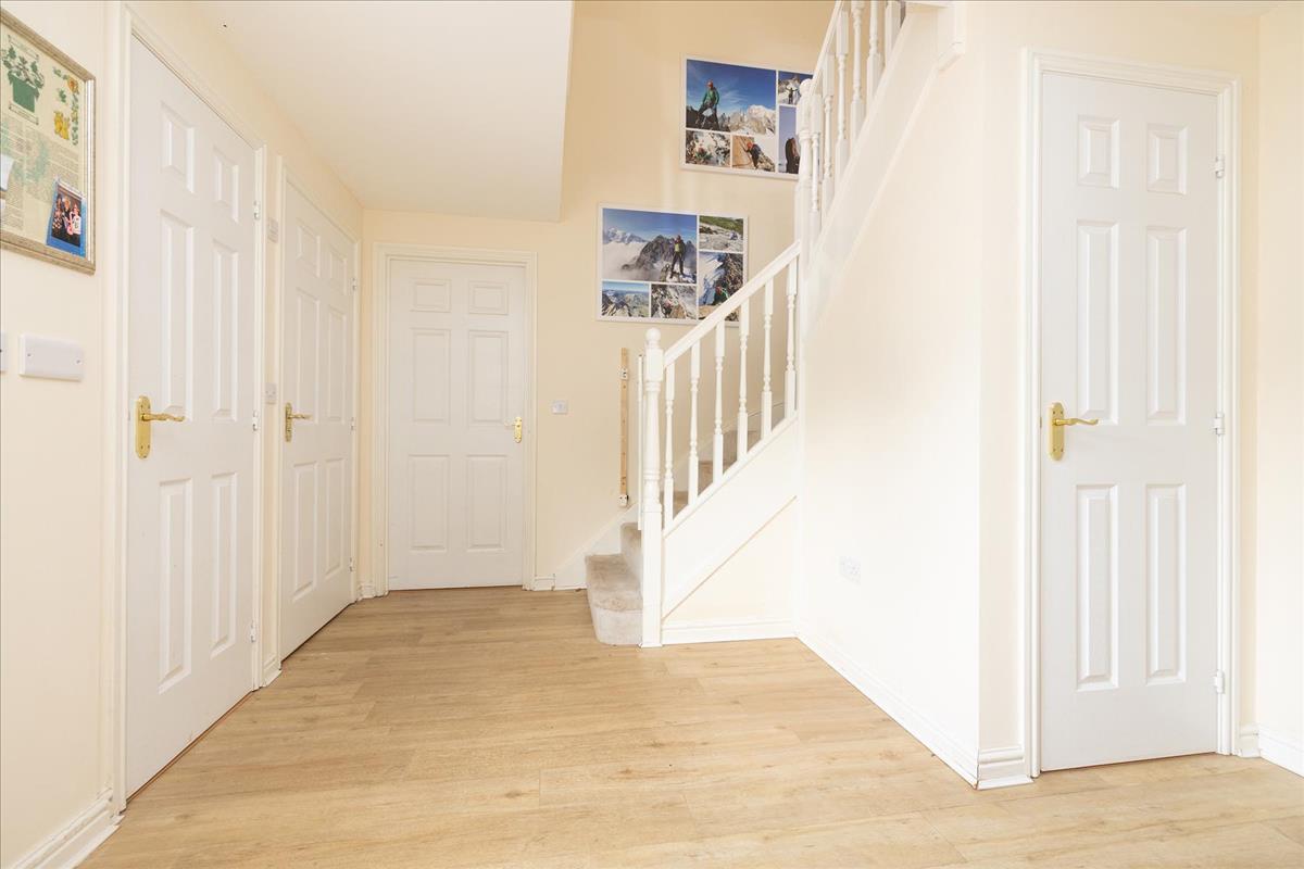 4 bedroom detached house for sale in 51 Whitehouse Crescent, Gorebridge