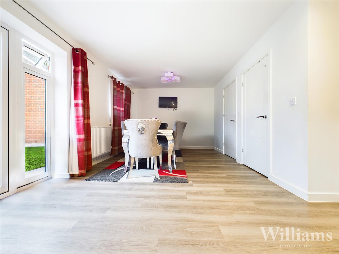 Property Image3c4fa7d2-abd4-42fc-b1de-43971161ef6b