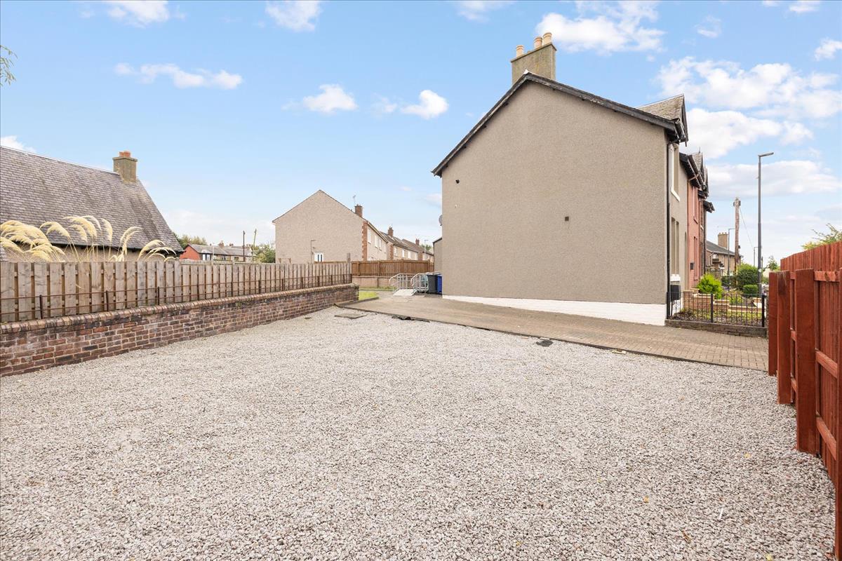 3 bedroom end of terrace house for sale in 37 Easthouses Road, Dalkeith