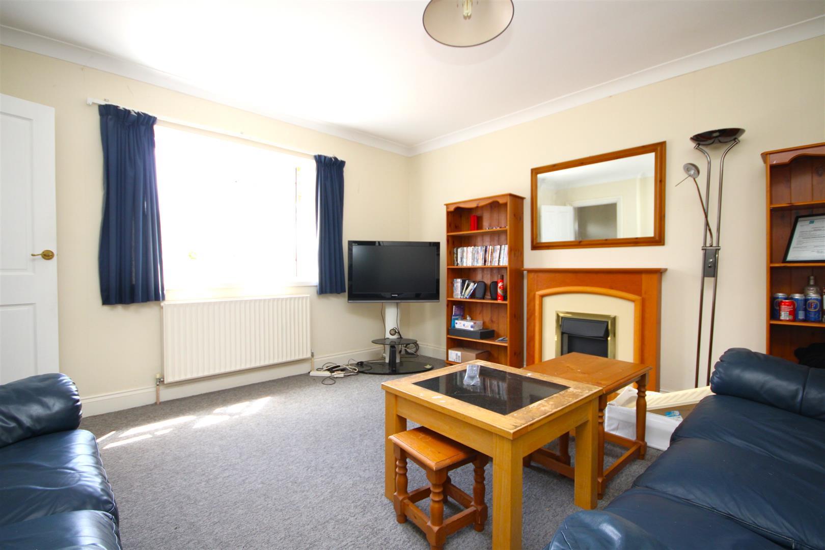 Property Image3f7463ca-1854-45ff-bf22-560fcc495380
