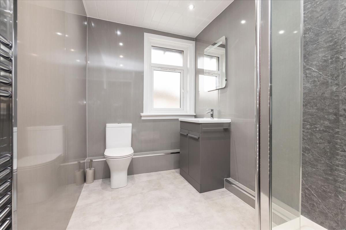 3 bedroom end of terrace house for sale in 37 Easthouses Road, Dalkeith