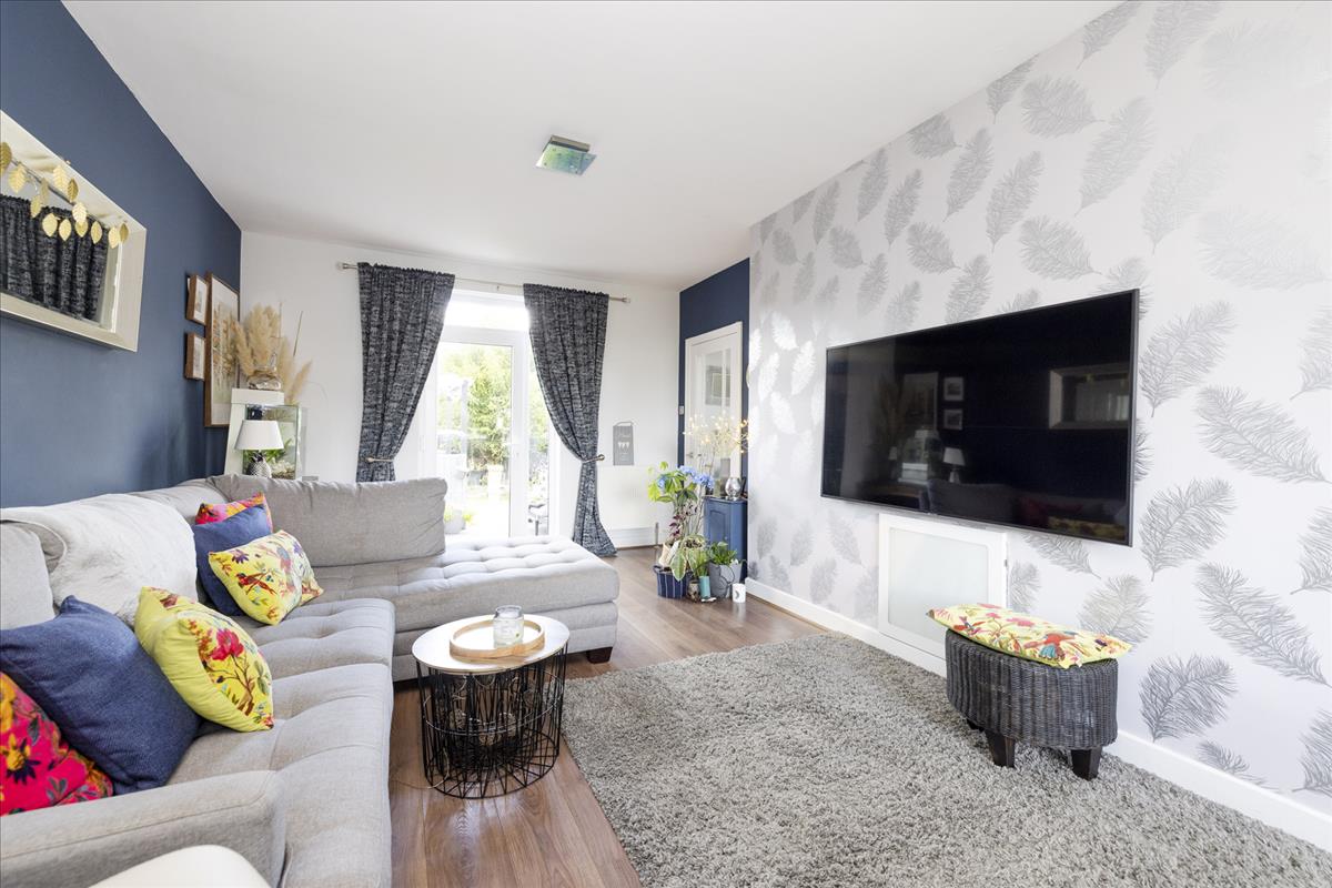 3 bedroom semidetached house for sale in 28 Moredun Park Gardens, Edinburgh, EH17 Avenue Road