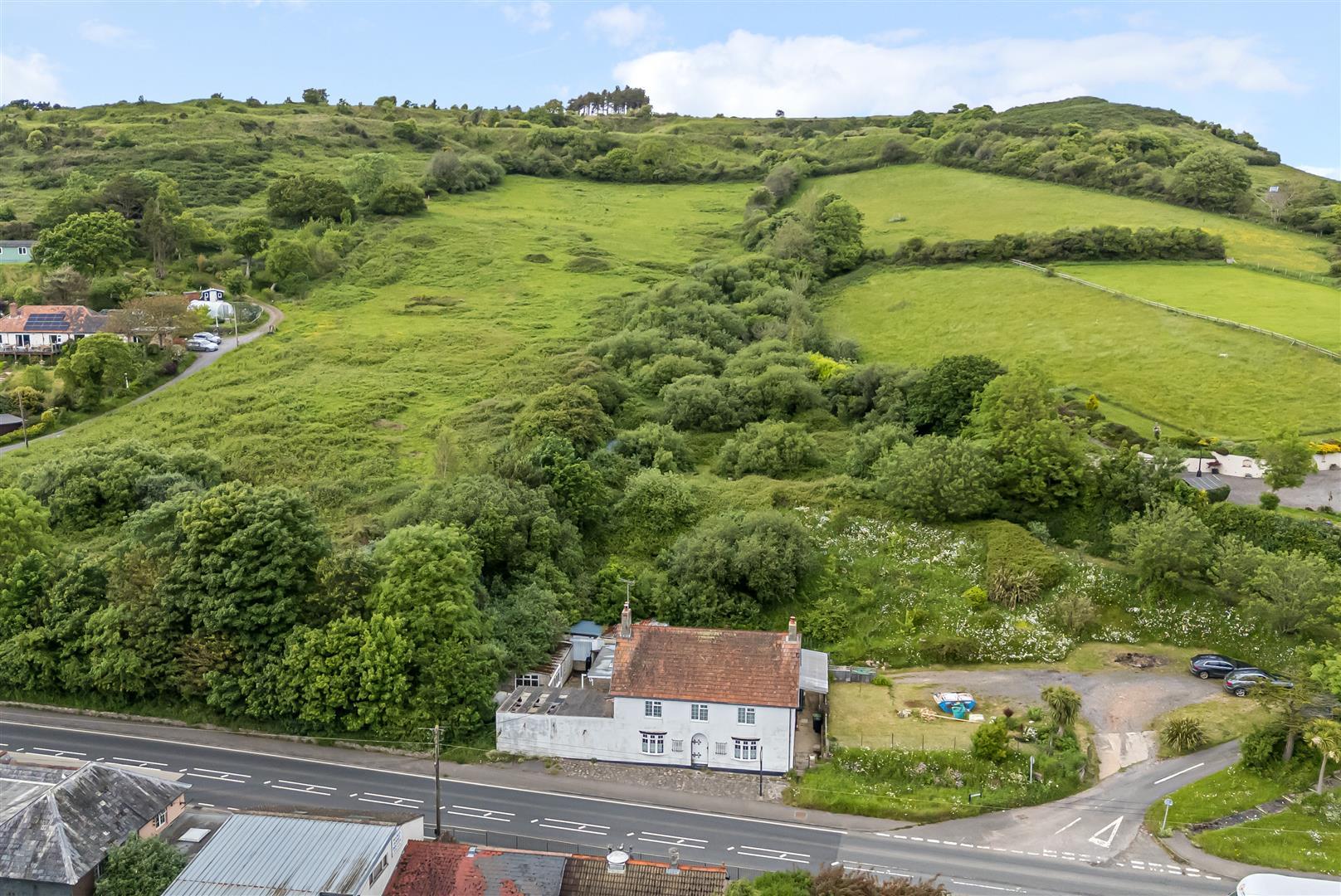 3 bedroom detached house for sale in Main Road, DT6