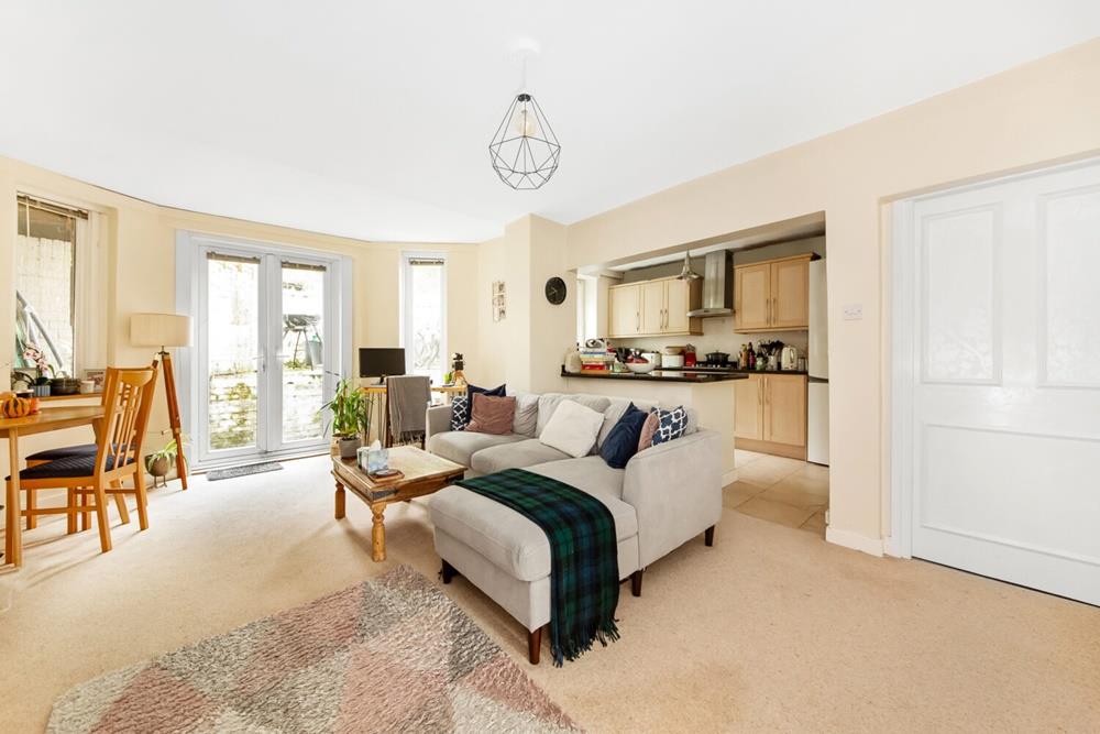 Property Image41e00f56-bc4f-465c-9c76-f2af31f0af30