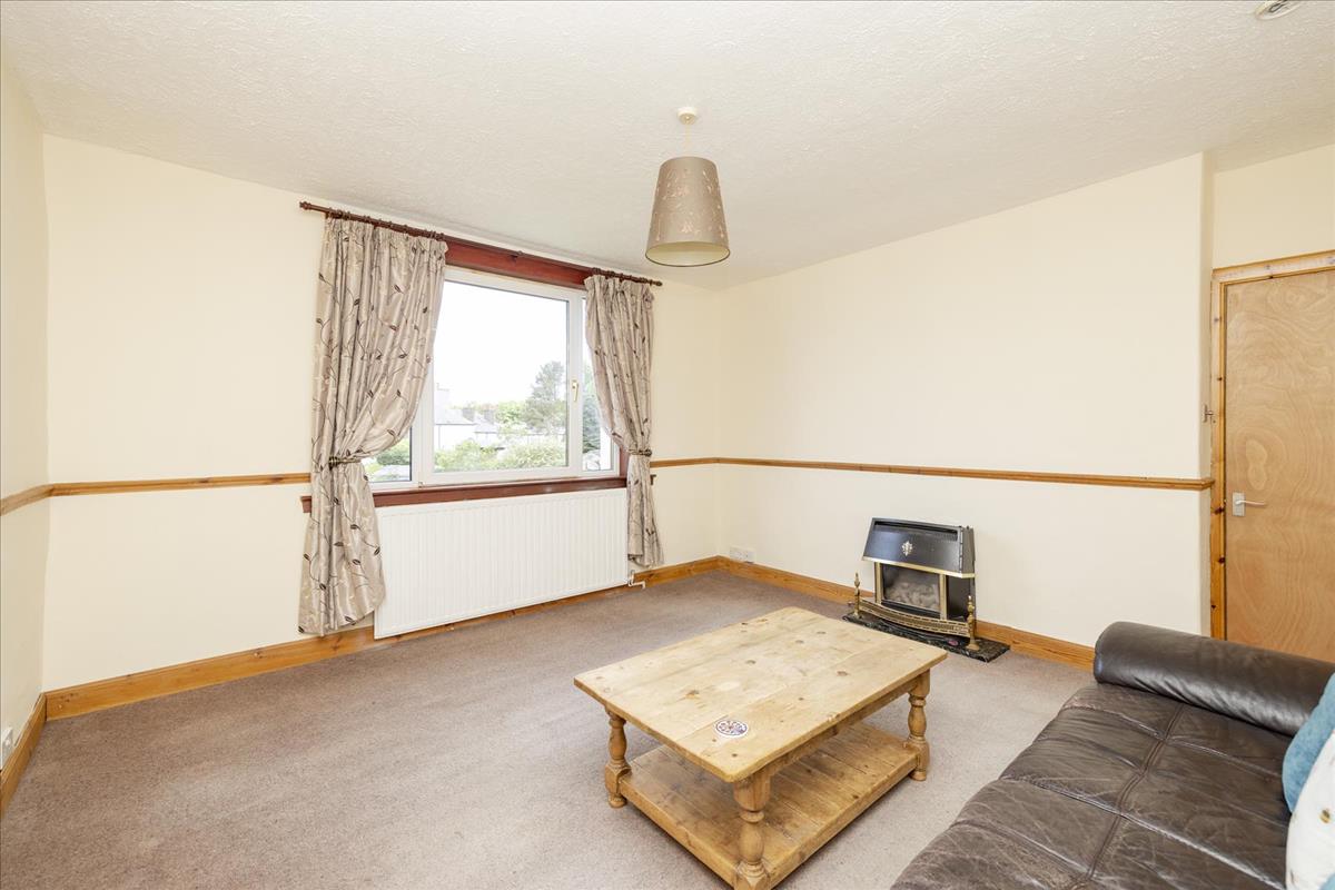 4 bedroom flat for sale in 28 Wallace Crescent, Roslin, EH25 Avenue