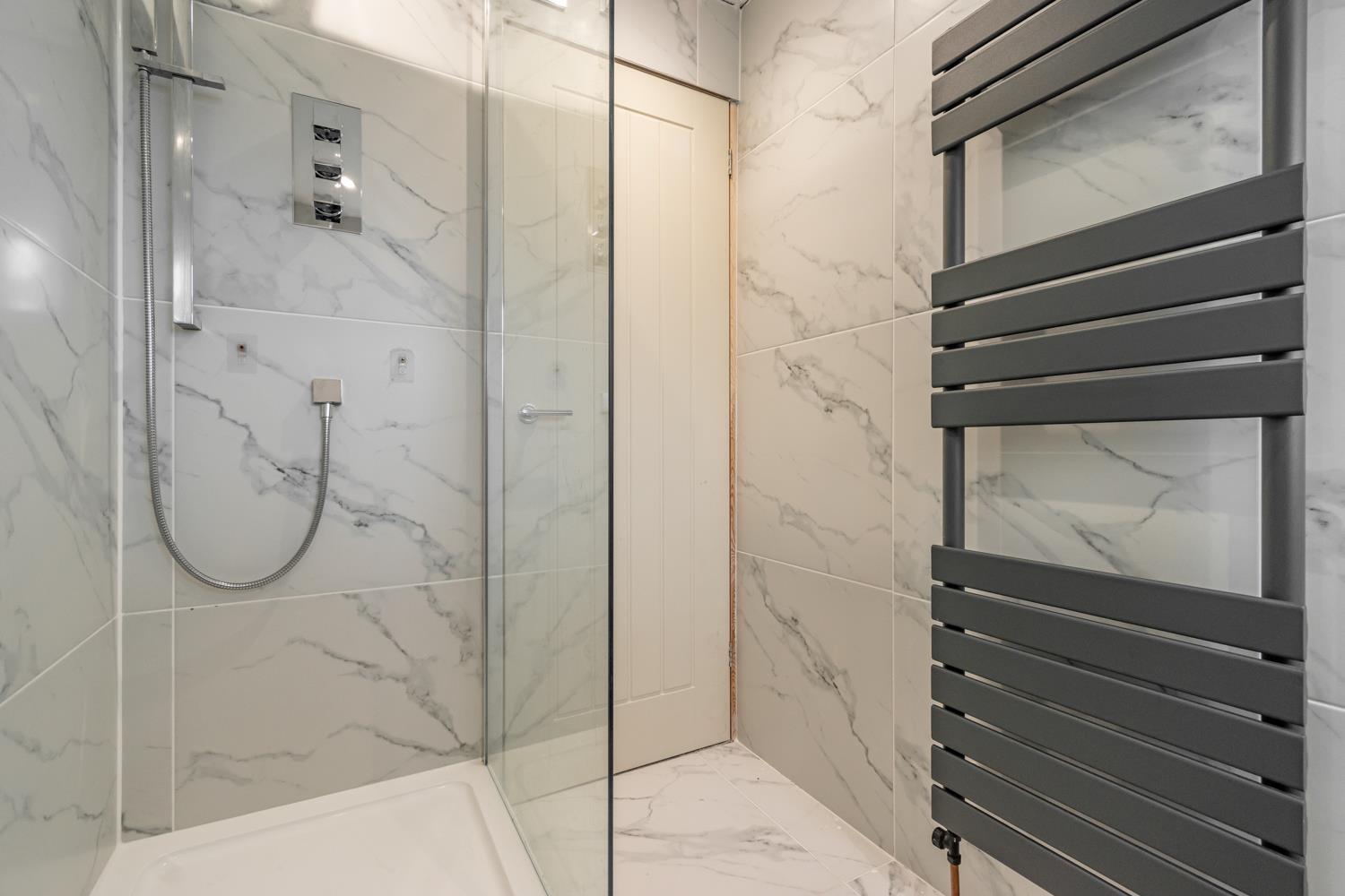 2 bedroom end of terrace house for sale in 38 Mayshade Road, Loanhead