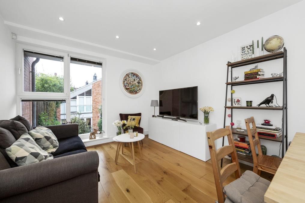 2 bedroom house for sale in Devonshire Road, Forest Hill, SE23 Pedder