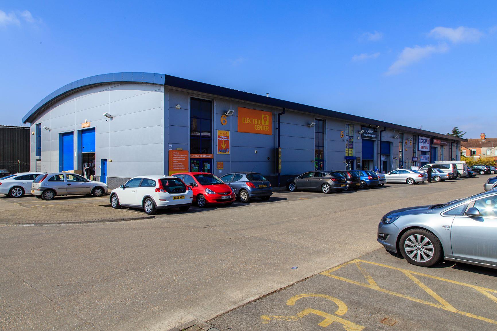 Kingfisher Business Park, London Road, Bedford - Warehouse Unit To Let - RAB Commercial Property