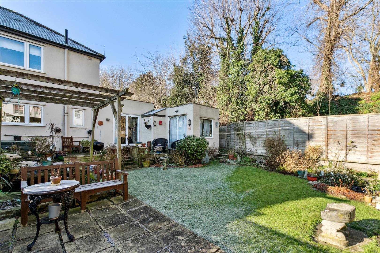 3 bedroom semidetached house for sale in Staveley Gardens, London, W4