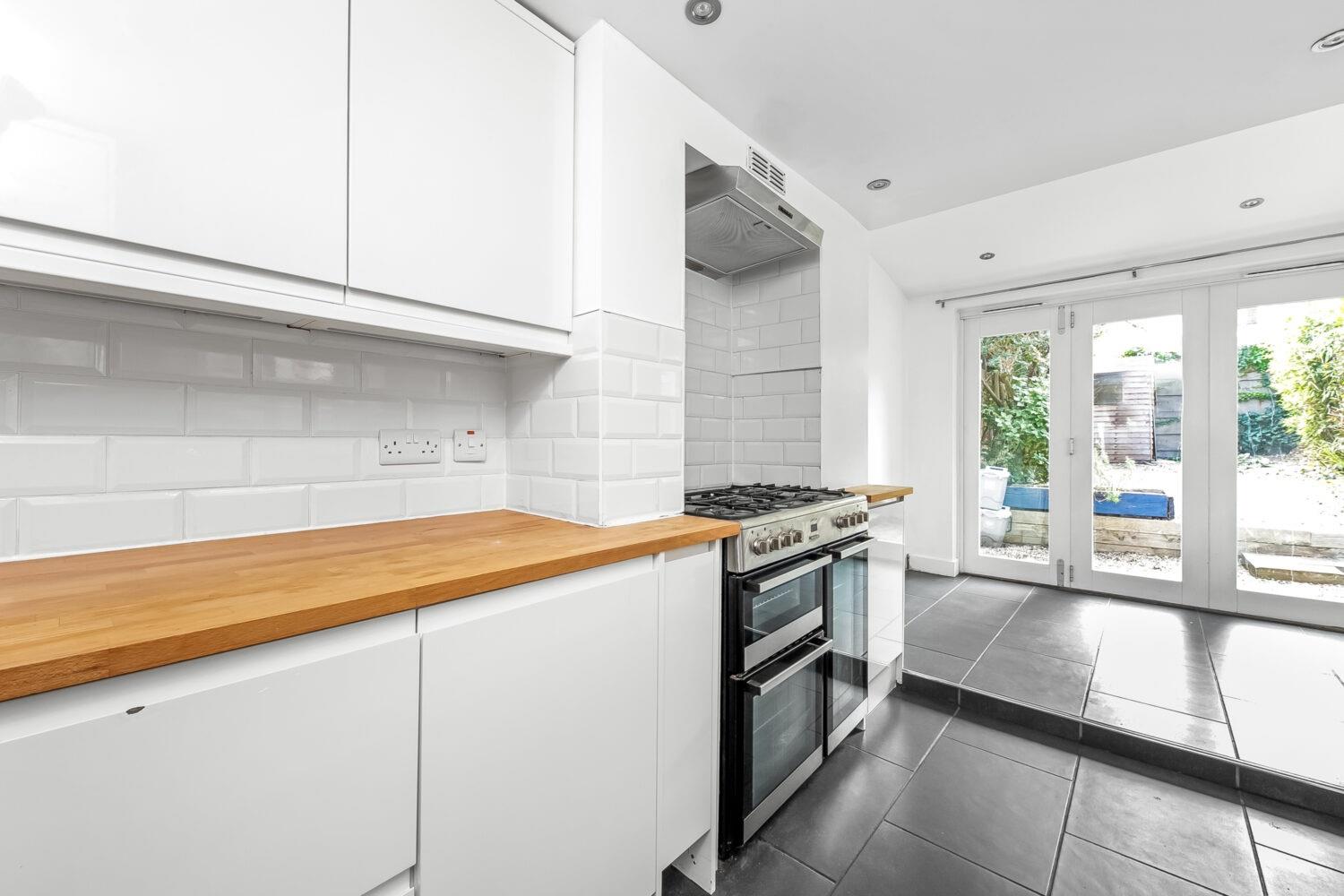 2 bedroom house for sale in Larkbere Road, Sydenham, SE26 Pedder
