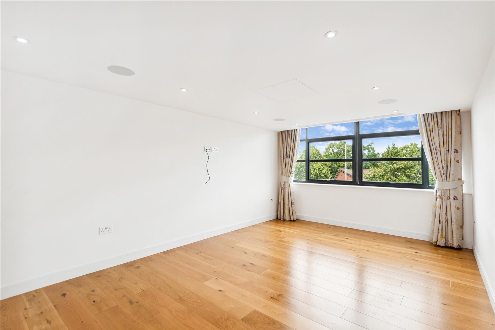 Property Image4c1fab17-e530-4368-a14b-7951db5c9ea5