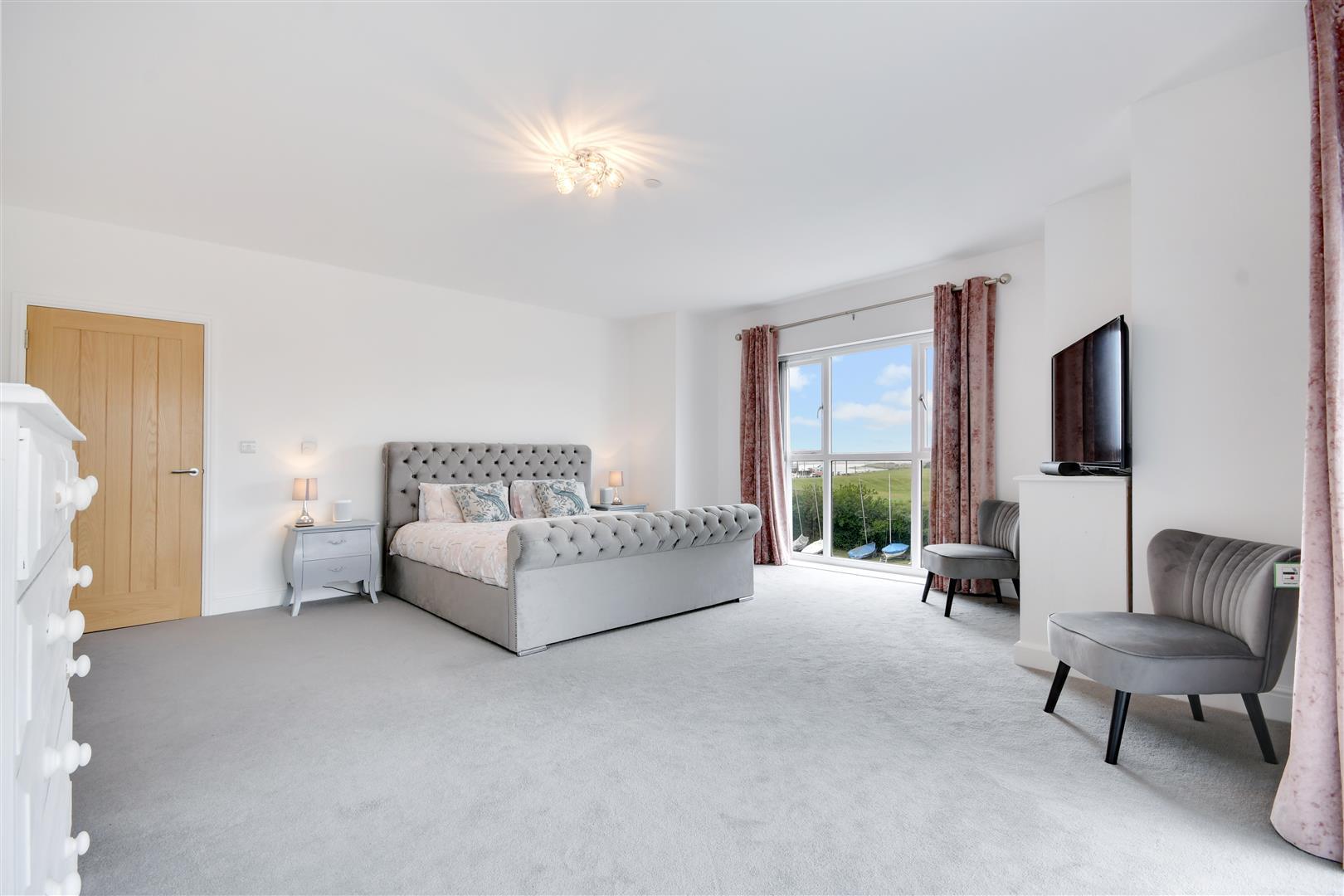 Properties for sale in Burnham On Crouch