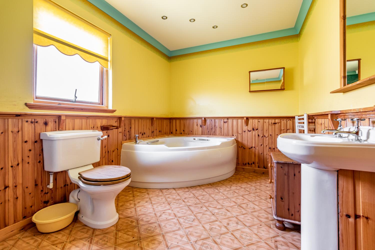 3 bedroom detached bungalow for sale in 21 Justice Park, Oxton, Lauder