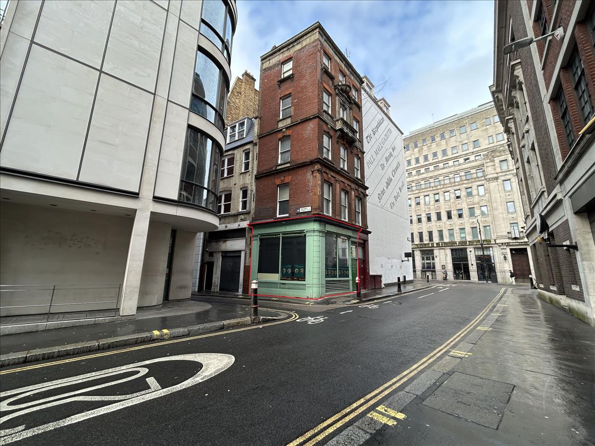 Commercial Property Commercial Property For Sale In 62 Fleet Street ...