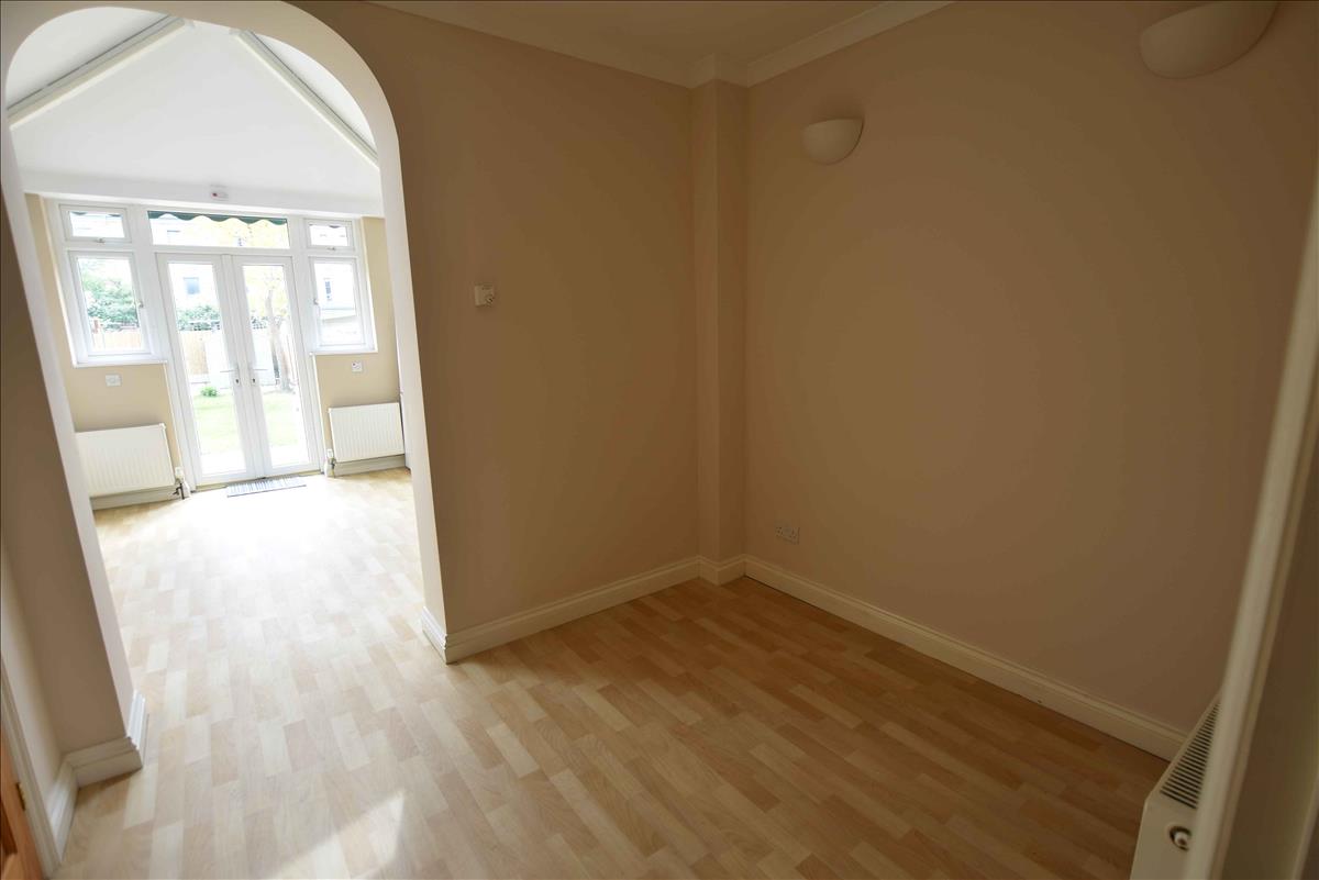 2 bedroom midterraced house for sale in Granville Avenue, Feltham