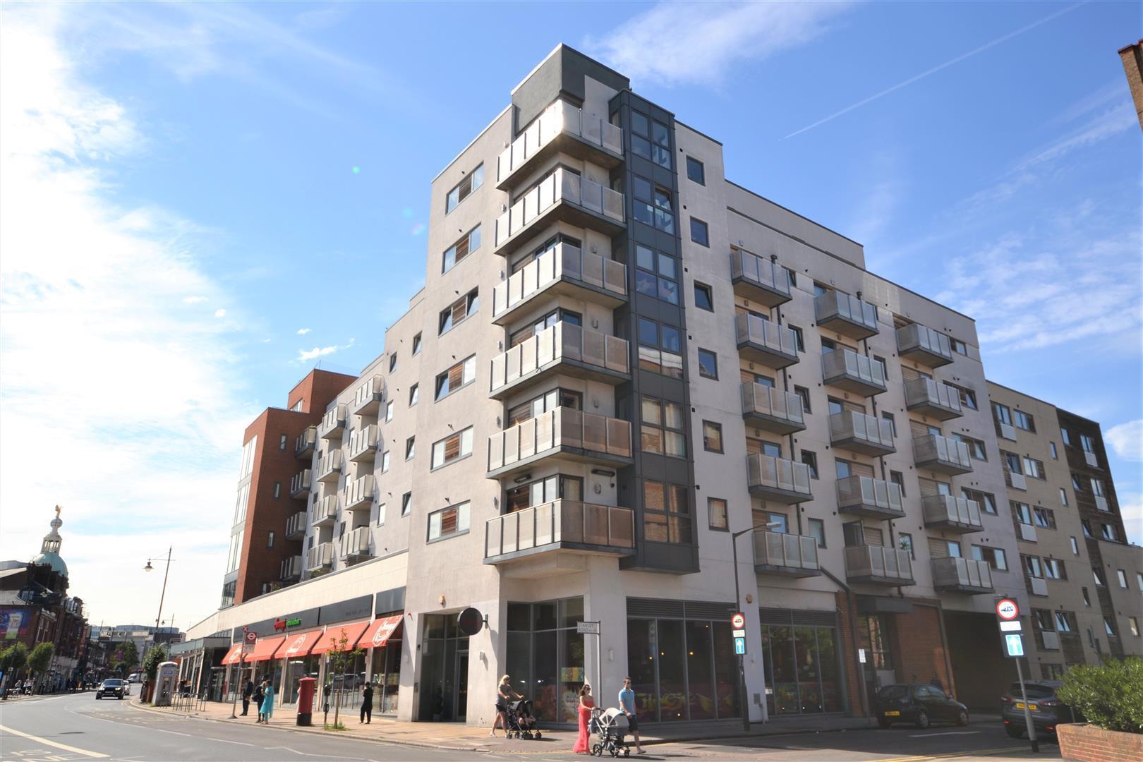 1 bedroom flat to let in 2 Stanley Road, Wimbledon, SW19 Eddison White