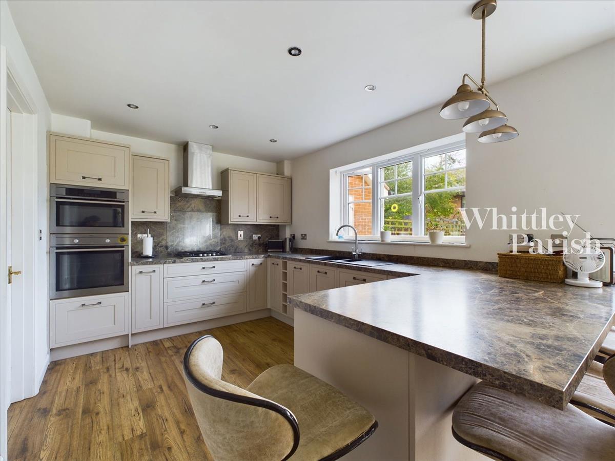 Property Image558ff738-3d86-4b0d-bd47-d2c5f8f25e68