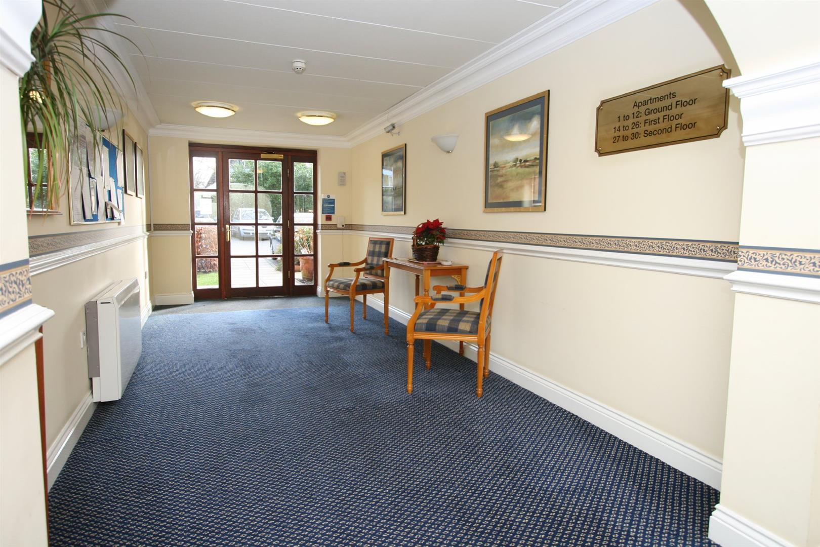 2 bedroom apartment for sale in Bolters Lane, Banstead, SM7 Richard