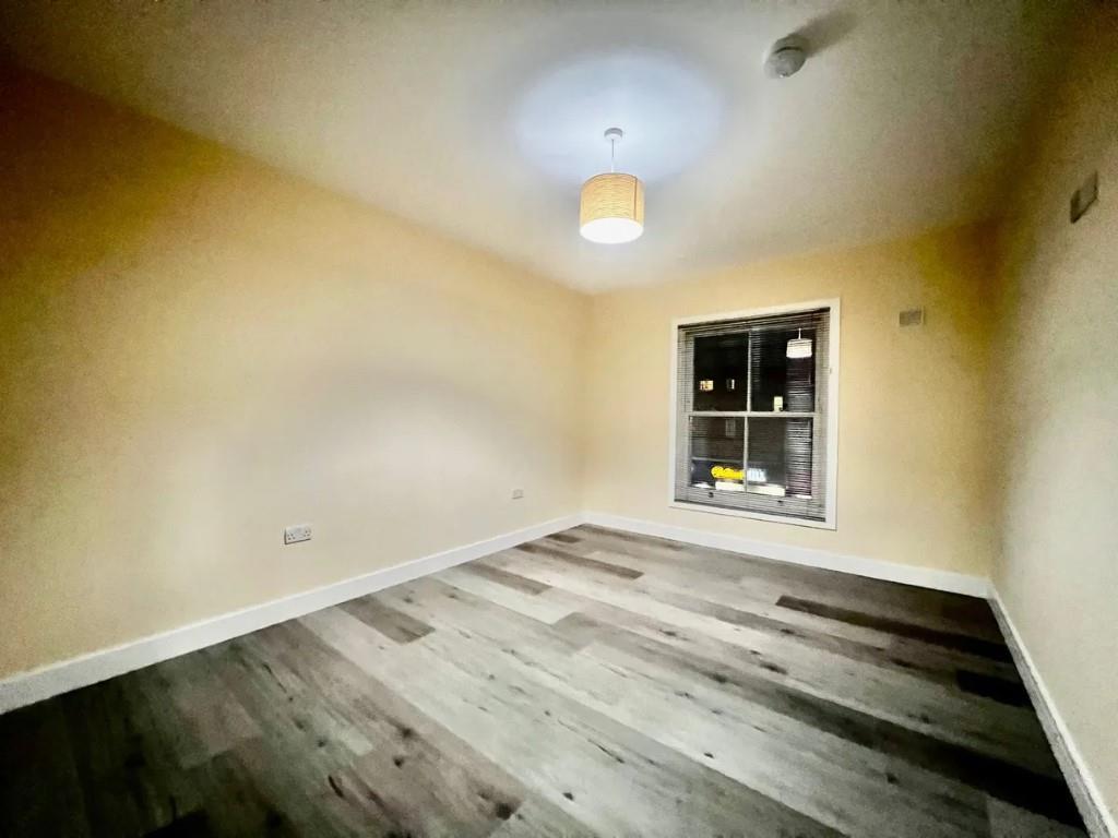 Property Image56c4e038-a7ee-4c80-846b-4282a6090d4c