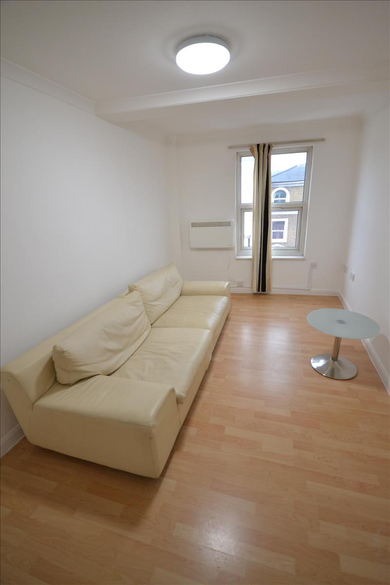 Property Image57ac6a9f-837a-4c50-832a-3b2a244af08d