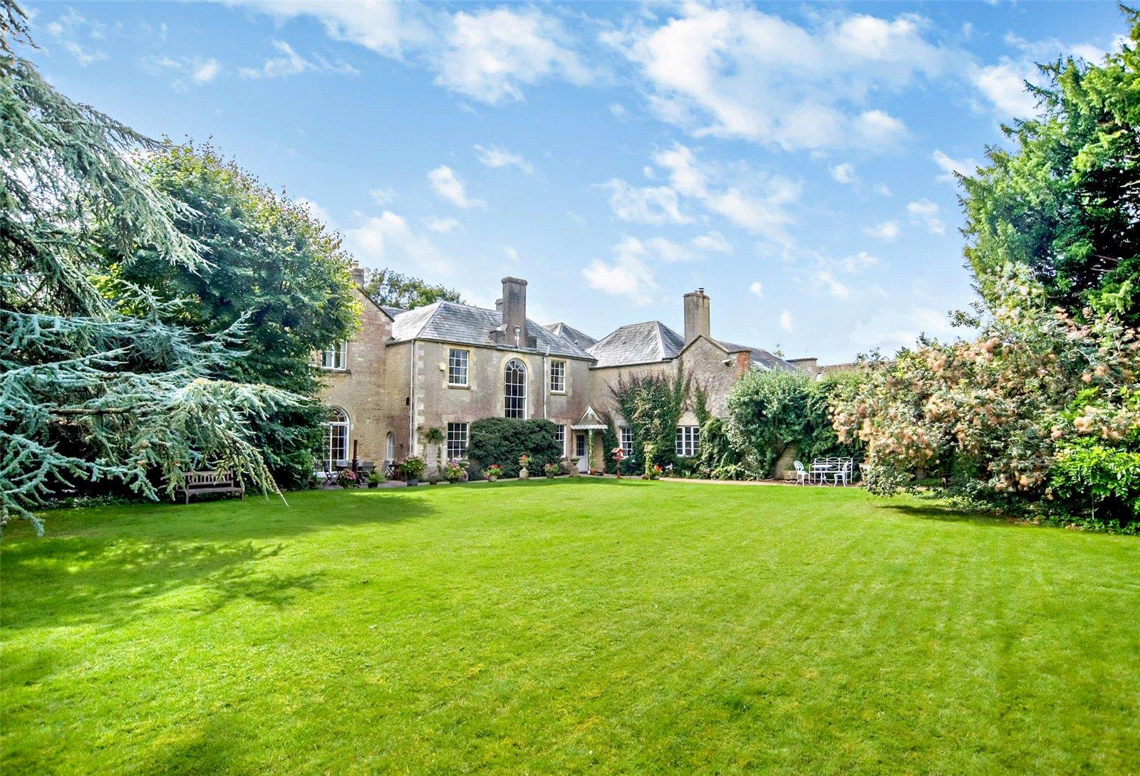 Properties for sale Moore Allen & Innocent Estate Agent Property For Sale and To Rent in