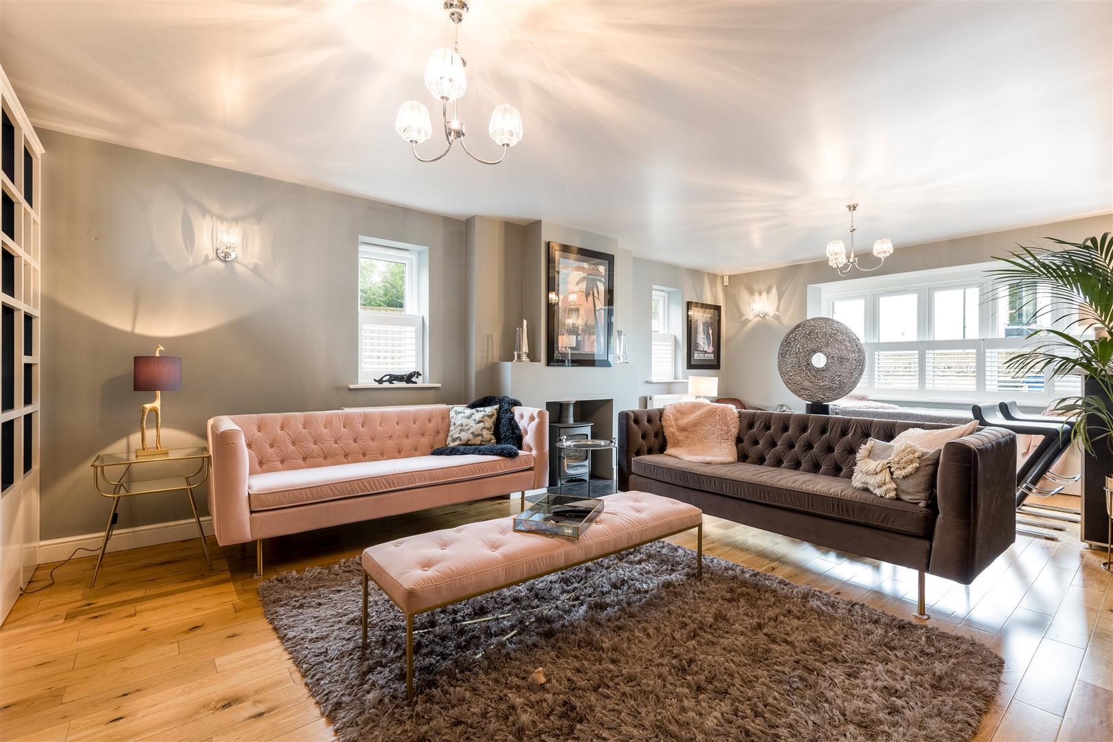 Property Image5e3161de-c349-4ff3-b3d8-f200c627a9f0