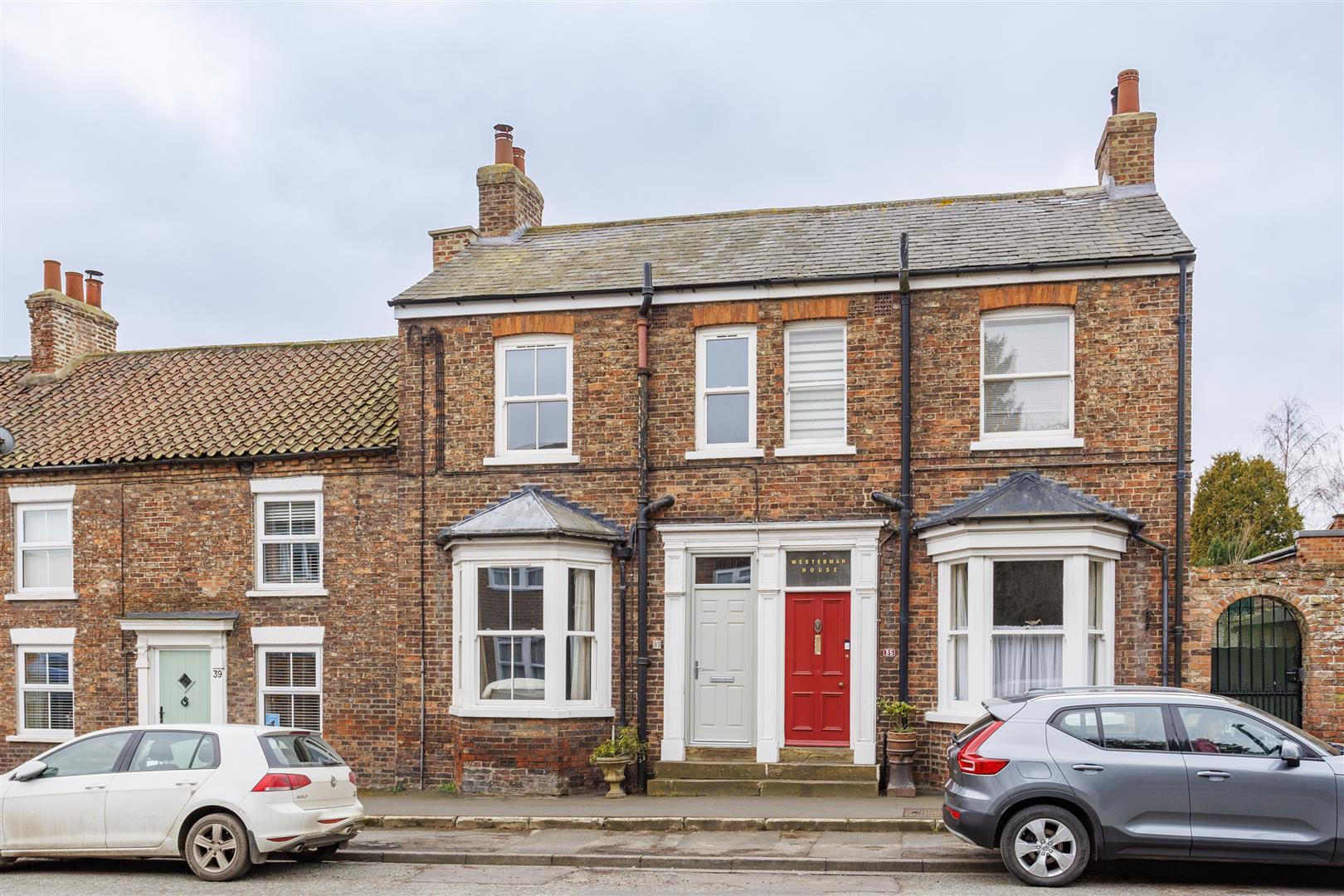 Property Image608744e5-561d-45fa-8b72-f538135bf092
