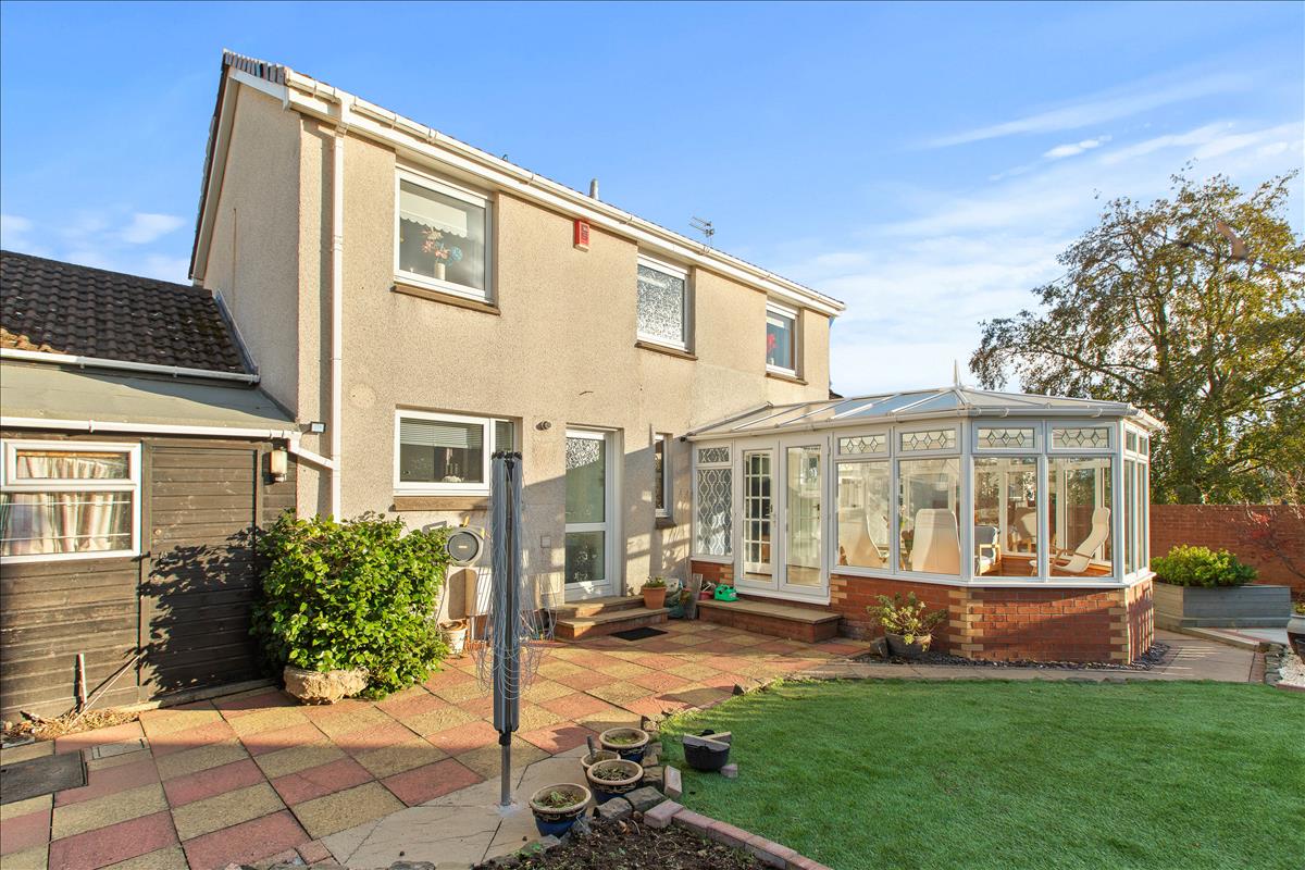 4 bedroom detached house for sale in 16 Alnwickhill Loan, Edinburgh