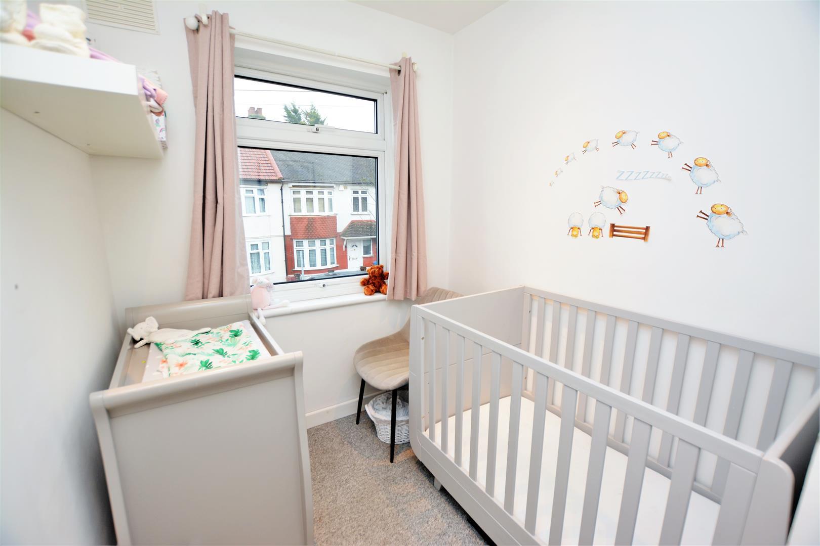 3 bedroom terraced house for sale in Ashtree Avenue, Mitcham, CR4