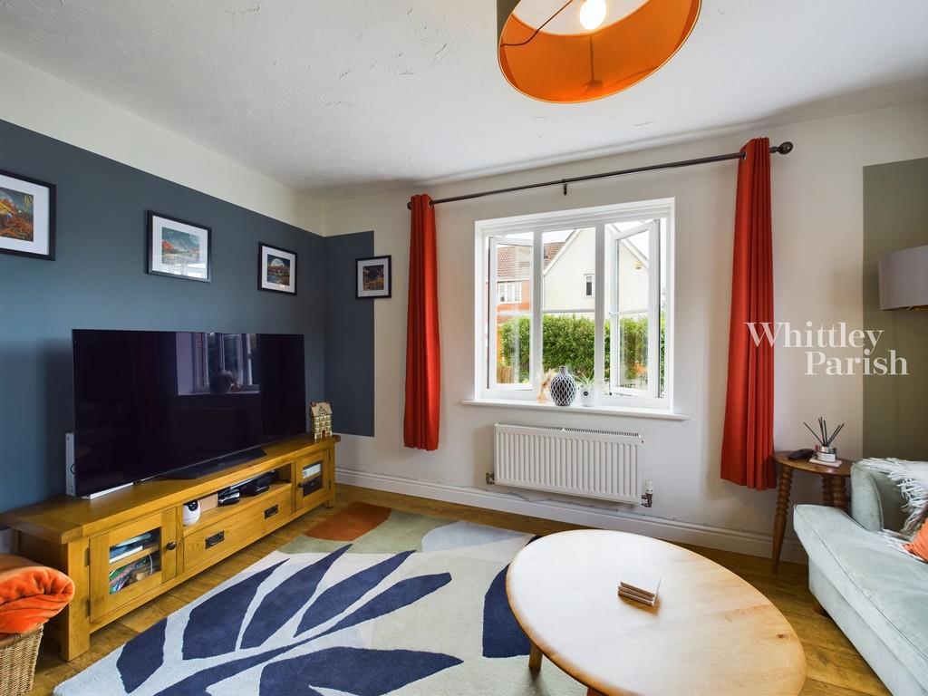 2 bedroom semidetached house for sale in Mission Road, Diss, IP22