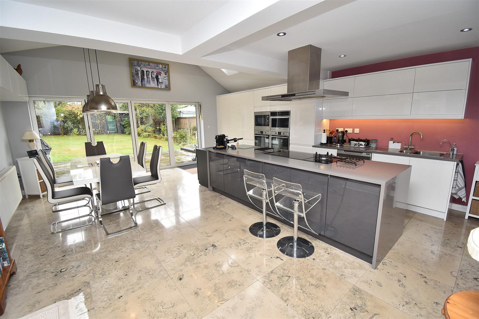 Property Image6283c952-e631-44cf-8239-2a1aedb4da6c