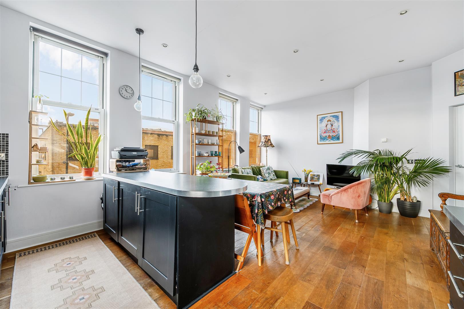 Property Image65a2ec14-2574-42ad-87dc-090d7d31820e