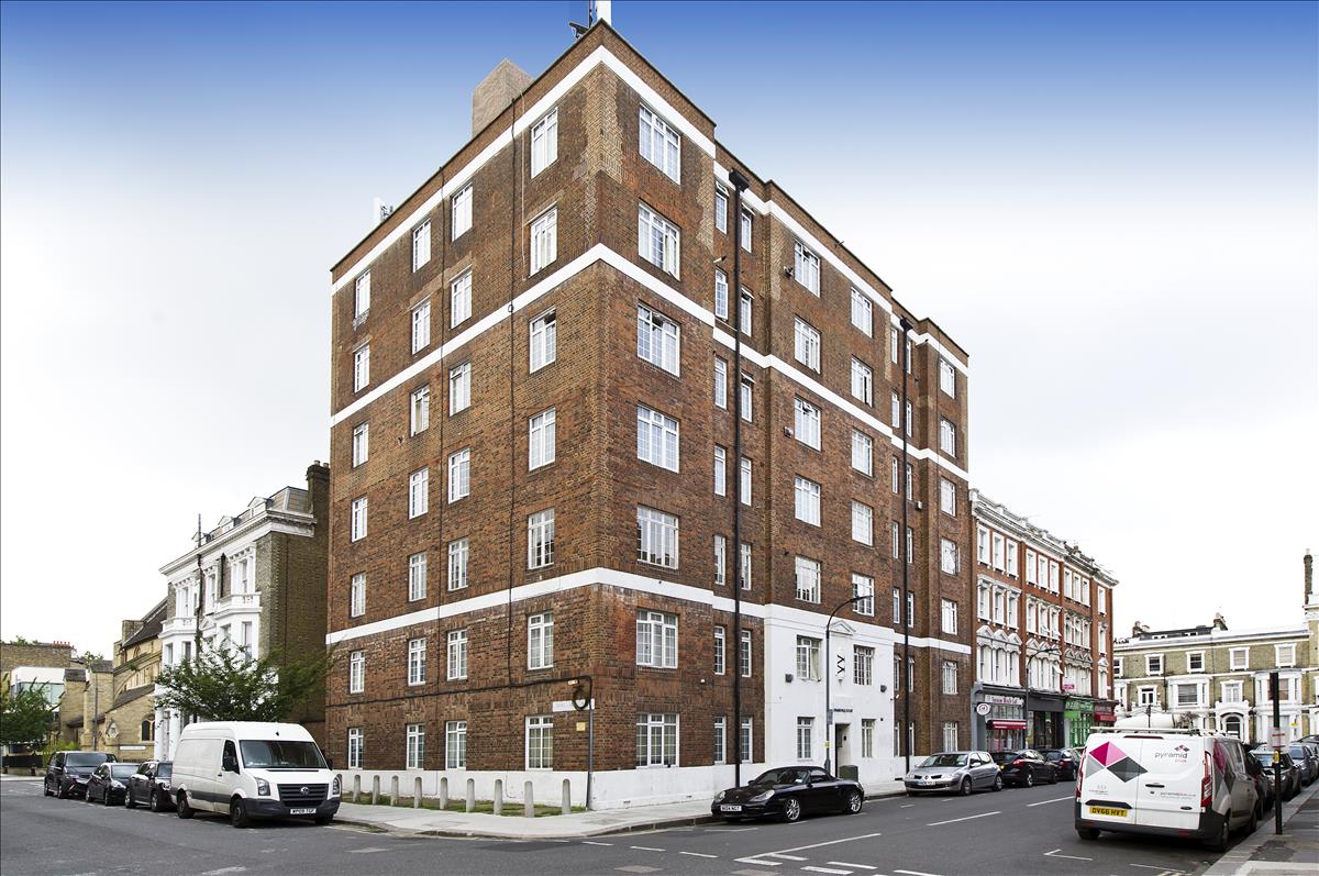 2 bedroom apartment to let in Charleville Court, London, W14 Lawson