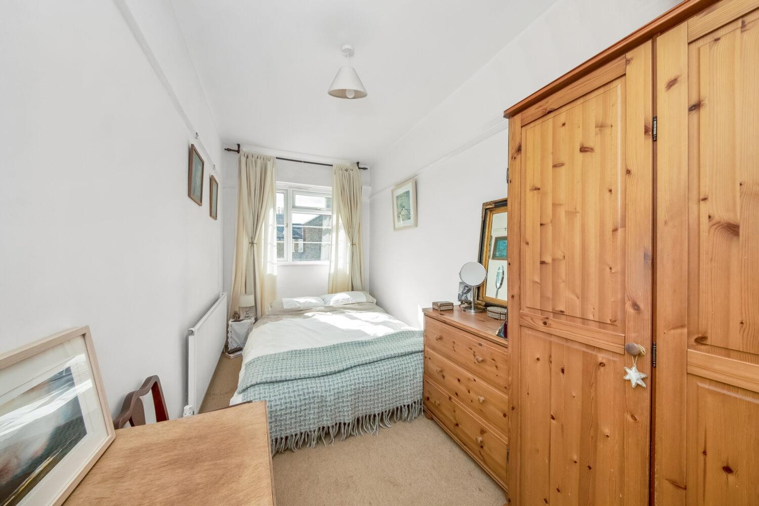 1 bedroom apartment for sale in Clive Road, Dulwich, SE21 Pedder