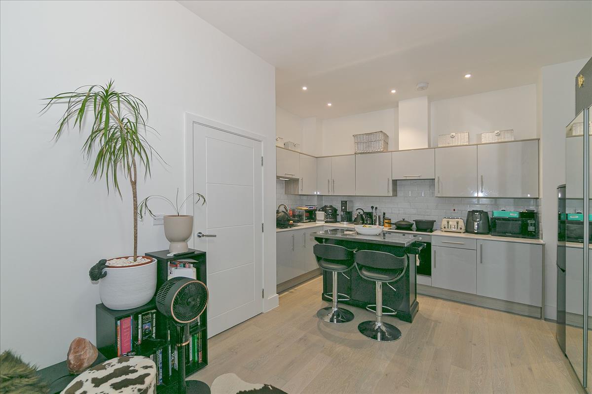 Property Image68650130-81f9-43c1-8b4f-828b46d1e151