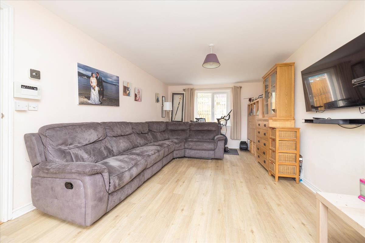 4 bedroom detached house for sale in 51 Whitehouse Crescent, Gorebridge