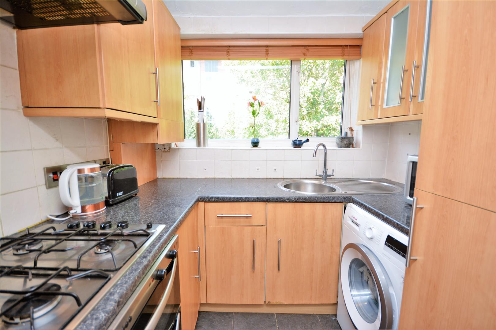 2 bedroom apartment for sale in Runnymede, Colliers Wood, SW19