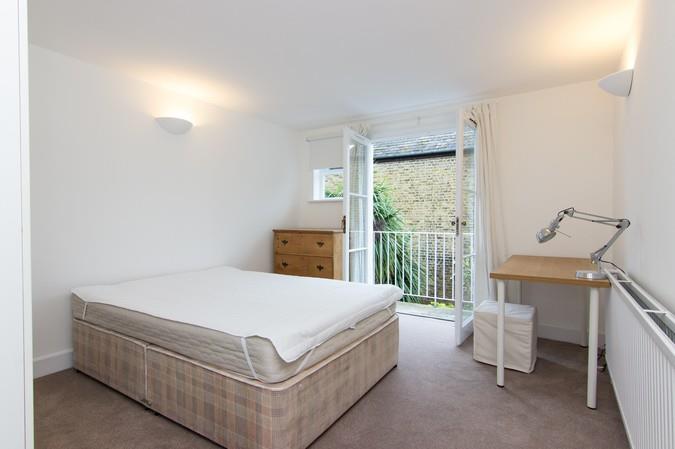 Bedroom (2).jpg