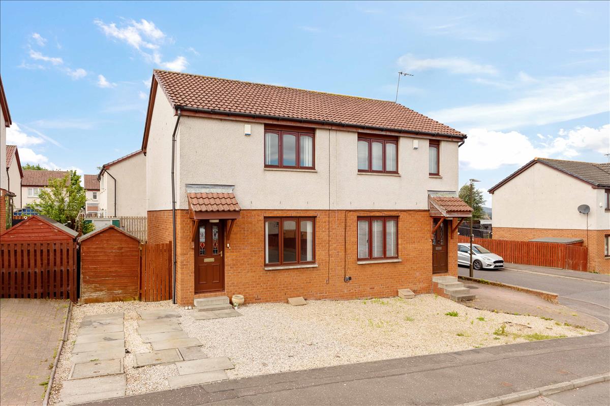 2 bedroom semidetached house for sale in 23 Oliphant Gardens